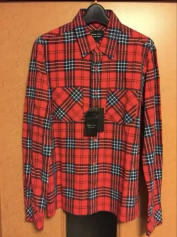 넘버 나인 빨간 체크 플란넬 셔츠