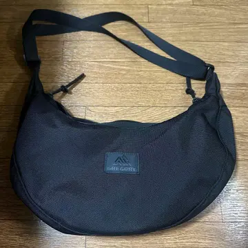 GREGORY 블랙 숄더백