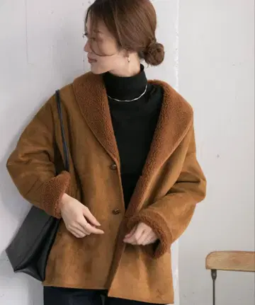 URBAN RESEARCH DOORS 페이크 무스탕 숄카라 자켓