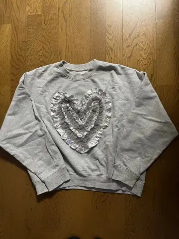 POPPY HEART TULLE SWEATSHIRT