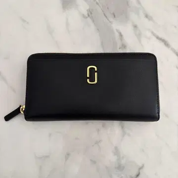 블랙 가죽 장지갑