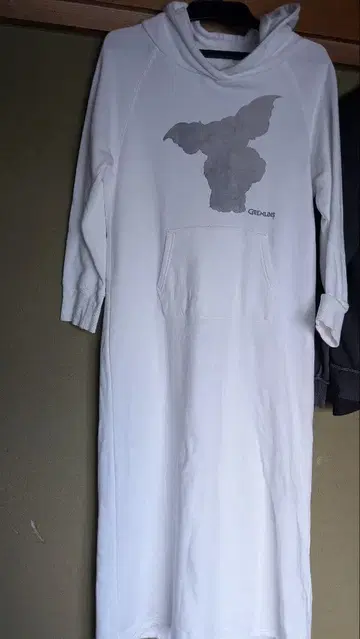 그렘린 기즈모 후드 원피스