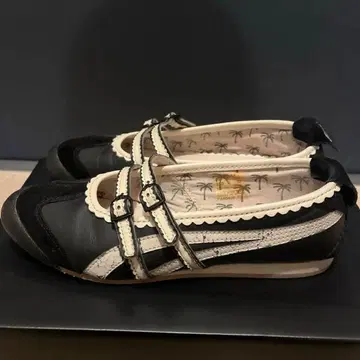 오니츠카타이거 MEXICO 66 TGRS 블랙