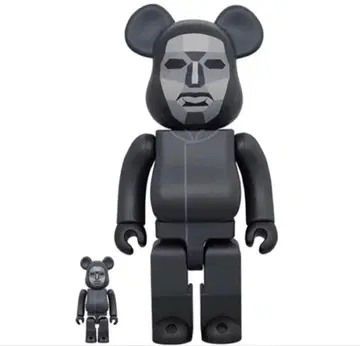 BE@RBRICK SQUID GAME FRONTMAN 100%&400%