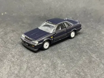 토미카 프리미엄 닛산 스카이라인 GTS-R R31 미니카