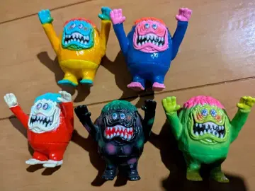 VAG SHELTERBANK VINGO 봉고 레어 시리즈 5종 가챠