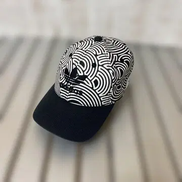 아디다스 오리지널 HIROKO TAKAHASHI 야구 모자