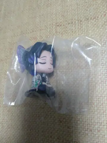 귀멸의 칼날 캡슐 토이 어깨 쿵 코쵸우 시노부