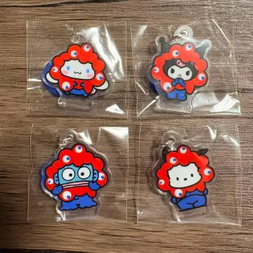 산리오 미야쿠미야쿠 변신 아크릴 참