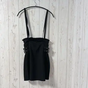 MA*RS 오버롤 스커트 서스펜더 스커트 블랙 프릴 지뢰계