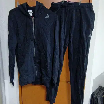 리복 맨투맨 셋업 블랙 M