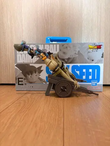 드래곤볼 제일복권 E상 스카이시드 (500엔 가챠 2개 덤 포함)