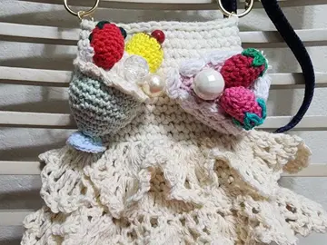 디저트 모티브 스마트폰 케이스 숄더백 포테치노 사에라 미쿠사주