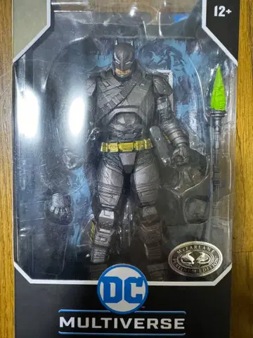 리페인트 DC 멀티버스 맥팔렌 토이즈 아머드 배트맨