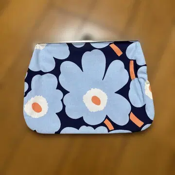 마리메꼬 가마구치 파우치