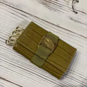 Ferragamo 크로커다일 패턴 키케이스