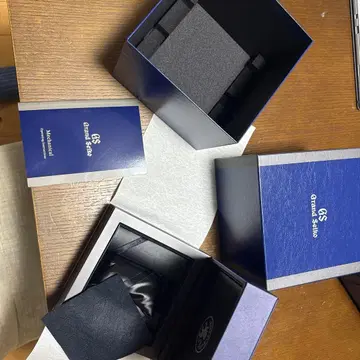 그랜드세이코 화장품 상자와 설명서