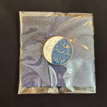 DAY6 공식 핀 배지 원필