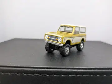 GL 107 포드 브롱코 그린라이트