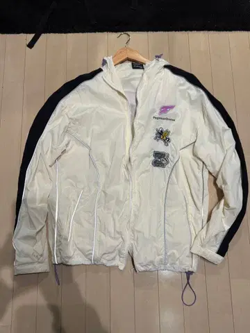 계속 한밤중이면 좋을 텐데. 나일론 자켓 L 사이즈