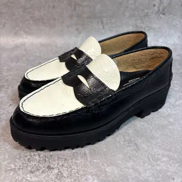 새상품급 The Kenford fineshoes 페이즐리 통굽 로퍼