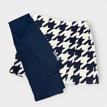 데상트 스릭슨 스커트 골프 M 네이비 레깅스 세트