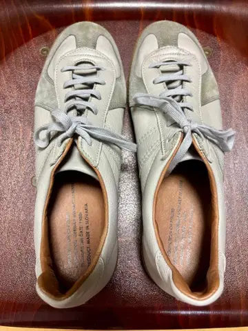 reproduction of found 저먼 트레이너 그레이 43