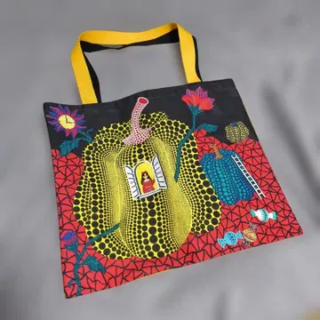 쿠사마 야요이전 현지 구매 한정판 토트백