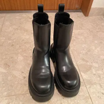H&M 첼시 청키 부츠 블랙 사이드 고어 부츠