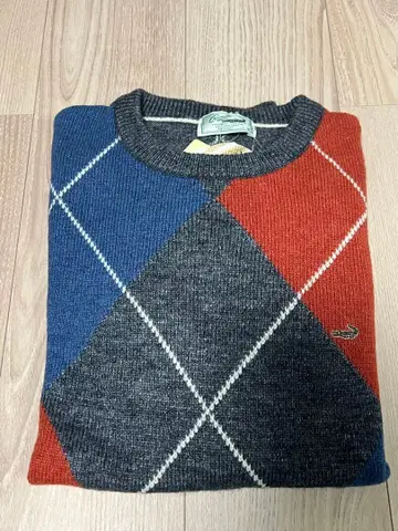 울 블렌드 아가일 무늬 니트 손세탁 OK