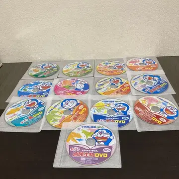 Neo 도감 도라에몽 진구의 깜짝 DVD 소학관
