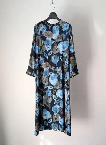 Ballsey 미라주 플뢰르 프린트 백 턱 원피스 일본제