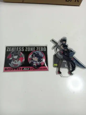 젠레스존 제로 훼미리마트 콜라보 캔뱃지 아크릴 스탠드 엘렌 조