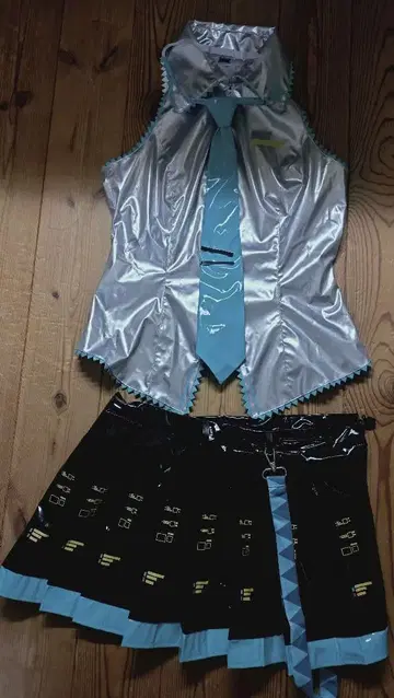 하츠네 미쿠 코스프레 의상, 고양이 상점 제작