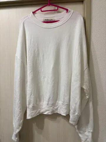 라빠르망 REMI RELIEF 맨투맨 화이트