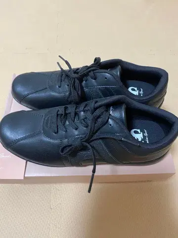 호킨스 스포츠 스니커즈 블랙 23.5cm 미사용 새상품