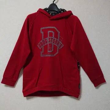 드럭스토어 후드 부착 레드 후드티