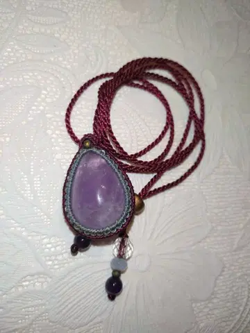 라벤더 자수정 마크라메 펜던트 목걸이