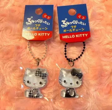 통통한 프티 볼체인 헬로키티 하운드투스 체크 블랙 모노크롬