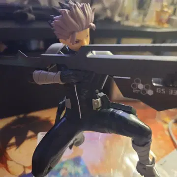 괴수 8호 나루미 겐 VIBRATION STARS 피규어