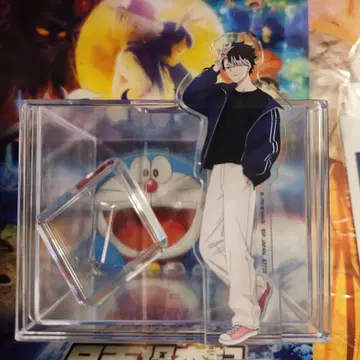 익명 배송 복권 괴수 8호 아크릴 스탠드 나루미