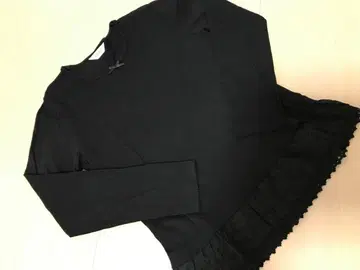 미사용 핑크하우스 레이스 프릴 티셔츠 블랙 일본제