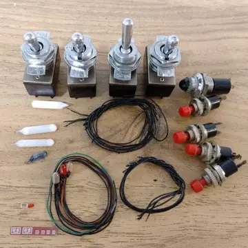 정크 철도 모형 부품 세트 스위치 버튼 라이트 등 빈티지 레어