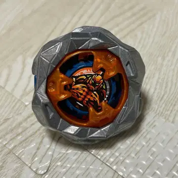 베이블레이드x골렘락1-60UN