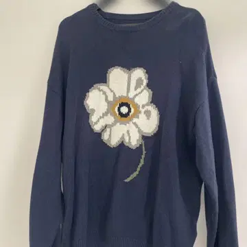 꽃무늬 네이비 긴팔 스웨터 XL BELVET