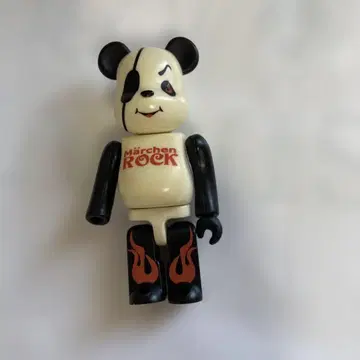 하자품 베어브릭 타케야마 노리야 메르헨 락 팬더 등 사인 있음