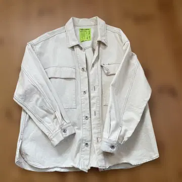 프릭스스토어 x KAL 콜라보? 화이트 데님 커버올