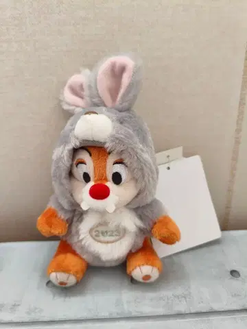 6/2/3 디즈니 스토어 한정판 칩 2023년 계묘년 토끼