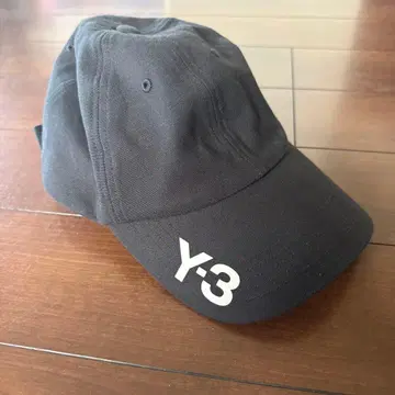 Y3 캡