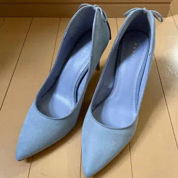 RANDA 스카이블루 힐 펌프스 리본 스웨이드